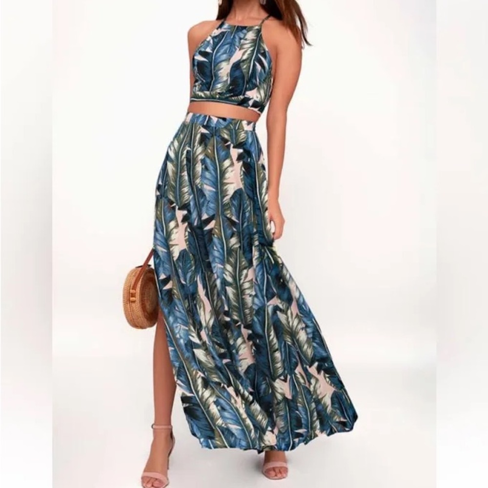 lulu’s two piece skirt and top set